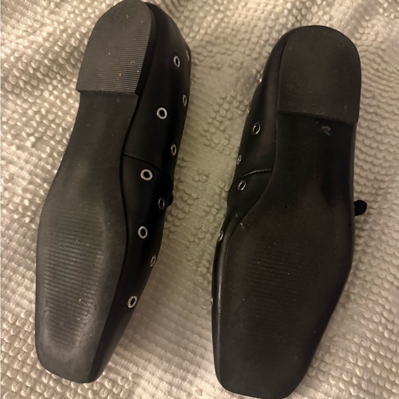 Matisse Black Grommet Flats - Picture 2 of 4